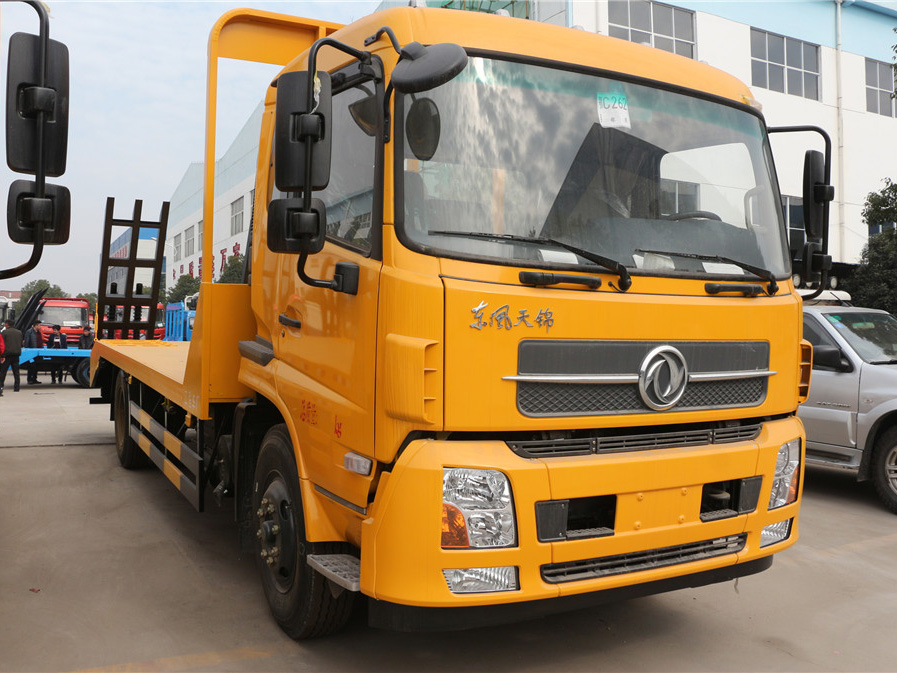 東風(fēng)天錦CLW5164TPBD5平板運(yùn)輸車(chē)