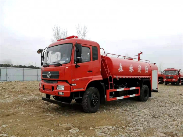 天錦8噸森林消防灑水車